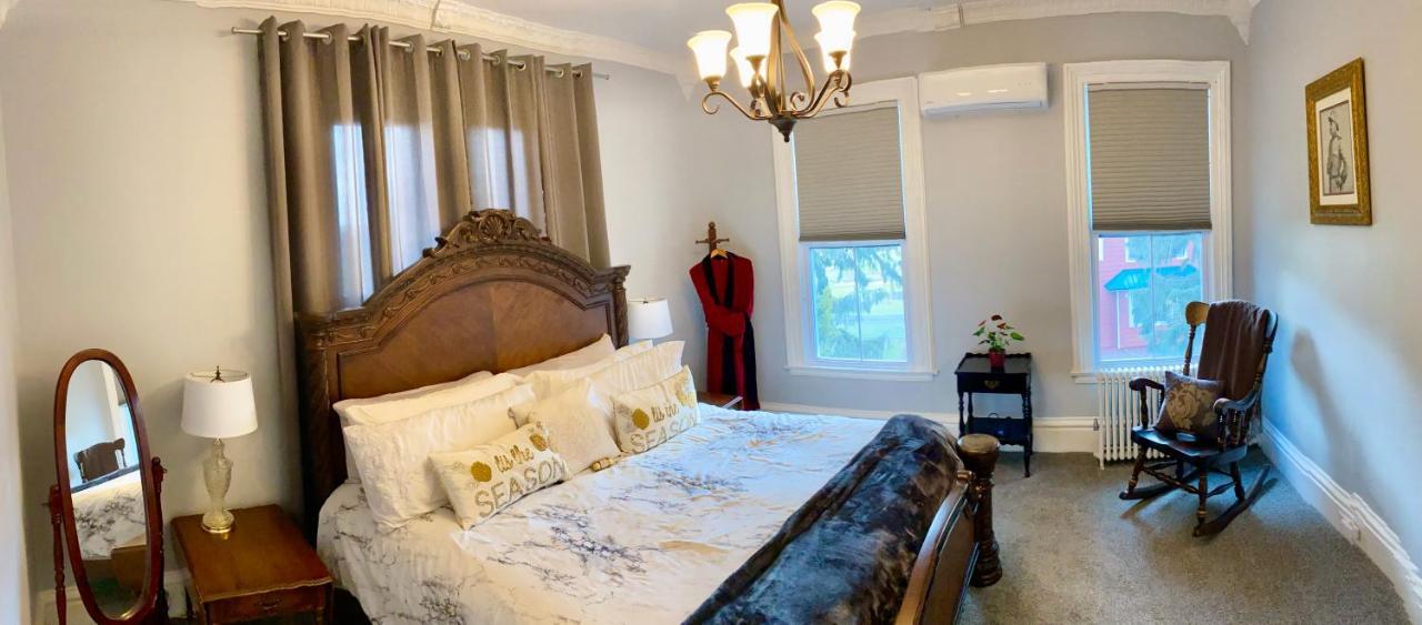 Tillinghast Manor Bed & Brunch Ovid 外观 照片